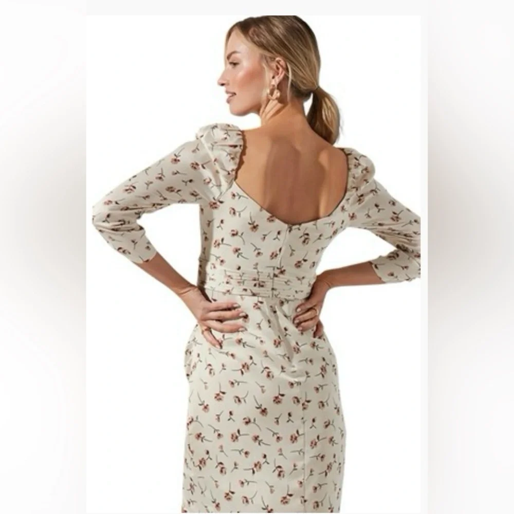 NWT - ASTR‎ Cream Floral Long Sleeve Dress - Picture 3 of 12